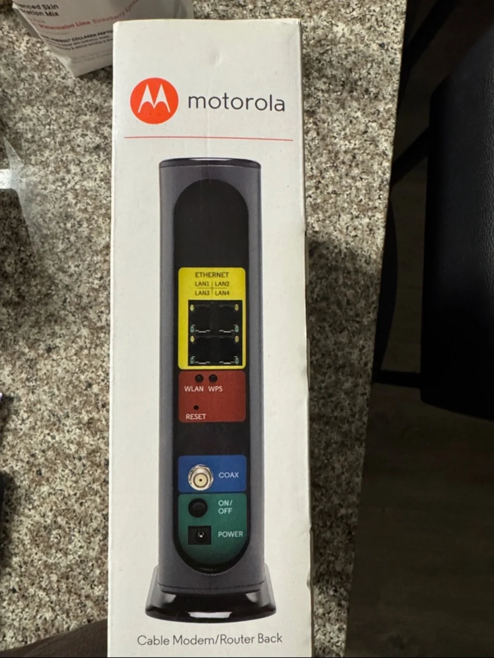 Motorola MG7550 Cable Modem + Router - Picture 3 of 6